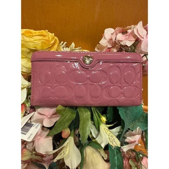 NWT Y2K Coach ROSE Patent Leather Wallet (pu600 - Picture 1 of 9